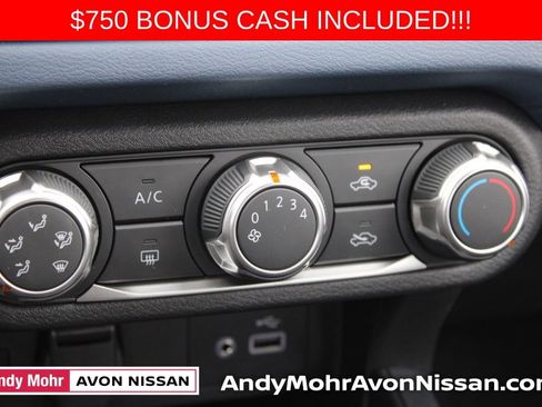 New 2025 Nissan Versa SV image 22