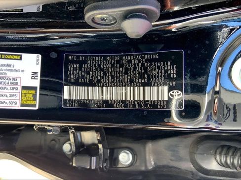 Used 2025 Toyota Corolla SE image 34