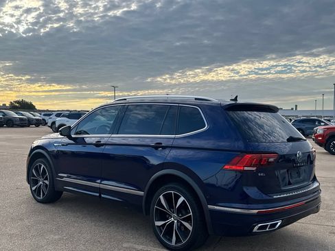 Used 2022 Volkswagen Tiguan SEL R-Line AWD/4WD image 15