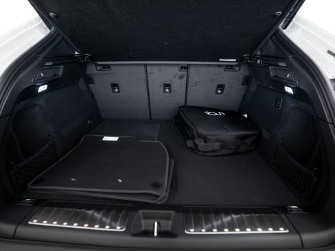 Certified 2025 Porsche Macan Turbo Electric AWD/4WD image 25