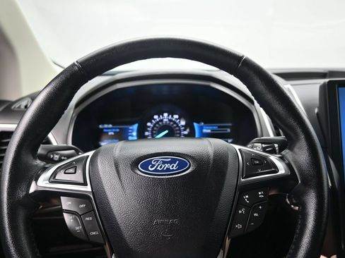 Used 2024 Ford Edge SEL AWD/4WD image 12