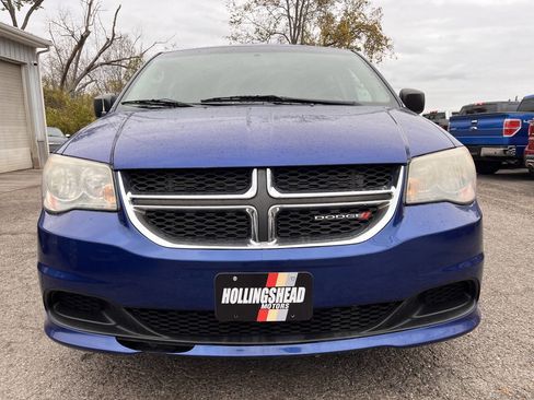 Used 2013 Dodge Grand Caravan American Value Package w/ UConnect Hands-Free Group image 2