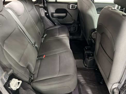 Used 2020 Jeep Wrangler Unlimited Sport S image 27