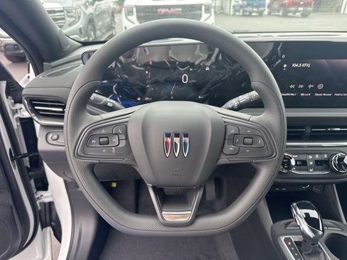 New 2026 Buick Envista Preferred image 13