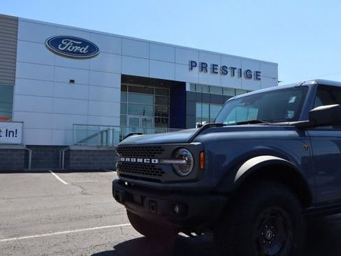 New 2025 Ford Bronco Badlands w/ Sasquatch Package AWD/4WD image 11