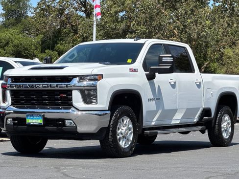Used 2023 Chevrolet Silverado 2500 LT w/ Convenience Package AWD/4WD image 7