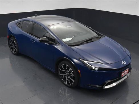 Used 2024 Toyota Prius Prime Premium w/ Advanced Technology Package FWD image 83