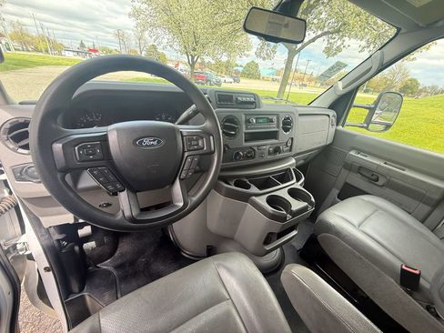 Used 2023 Ford E-350 and Econoline 350 Super Duty w/ Driver's Safety Package RWD image 10