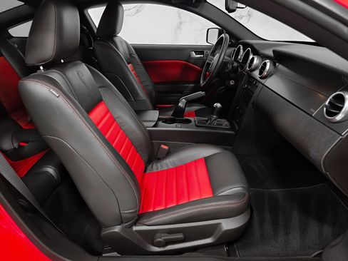 Used 2008 Ford Mustang Shelby GT500 image 3