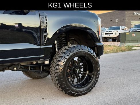 Used 2023 Ford F250 Lariat w/ Chrome Package AWD/4WD image 4