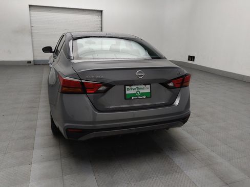 Used 2024 Nissan Altima 2.5 SV image 6