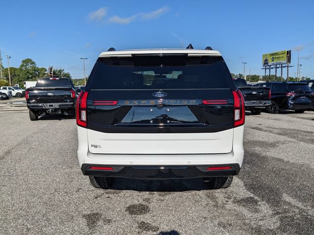 Used 2025 Ford Expedition Tremor AWD/4WD image 5