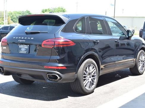 Used 2017 Porsche Cayenne Platinum Edition AWD/4WD image 11