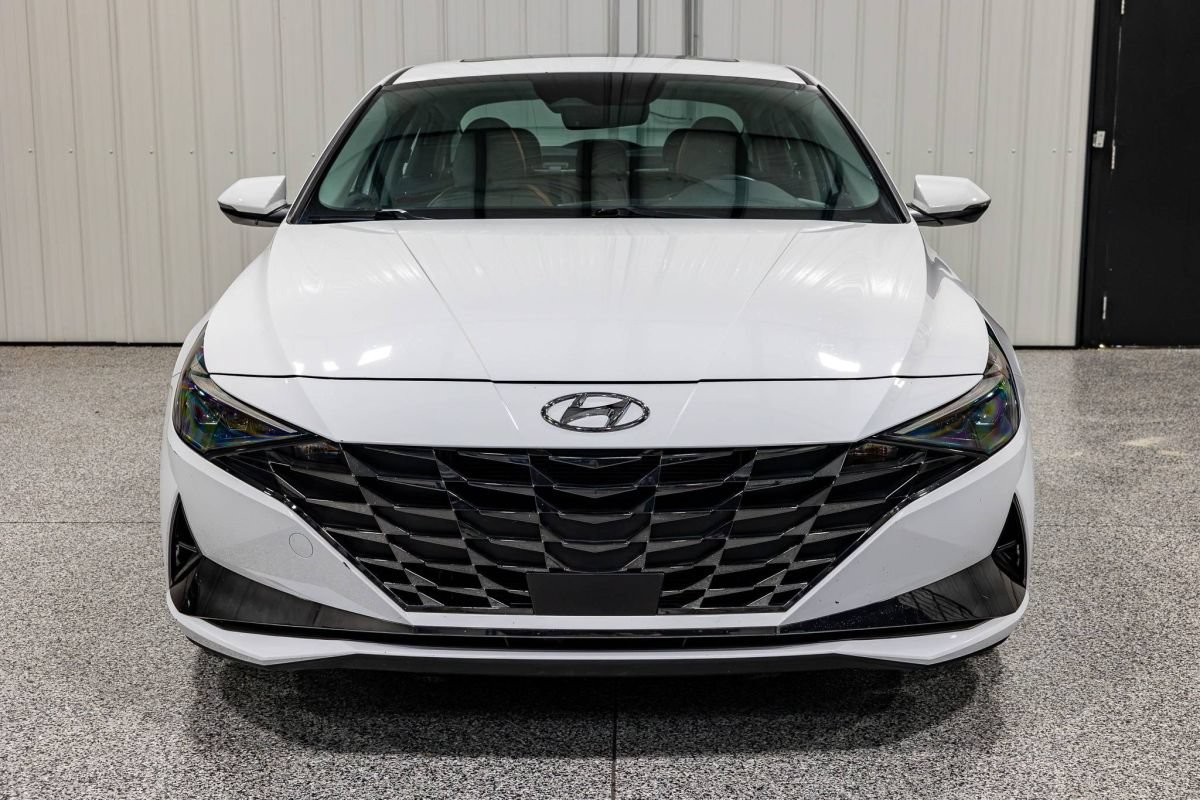 Used 2023 Hyundai Elantra Limited FWD image 8