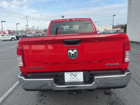 Used 2024 RAM 2500 Big Horn w/ Bed Utility Group image 4