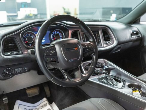 Used 2016 Dodge Challenger R/T image 11