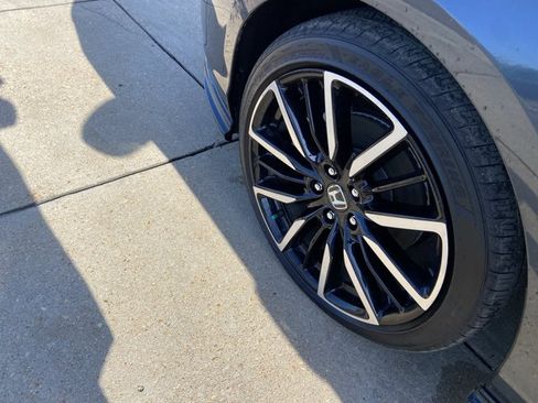 Used 2024 Honda Accord Touring image 25