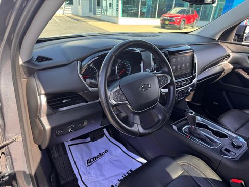 Used 2020 Chevrolet Traverse RS AWD/4WD image 9