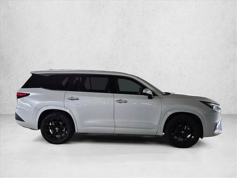 Used 2024 Lexus TX 350 FWD w/ Cold Weather Package image 4