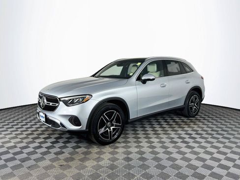 Used 2026 Mercedes-Benz GLC 300 4MATIC image 2