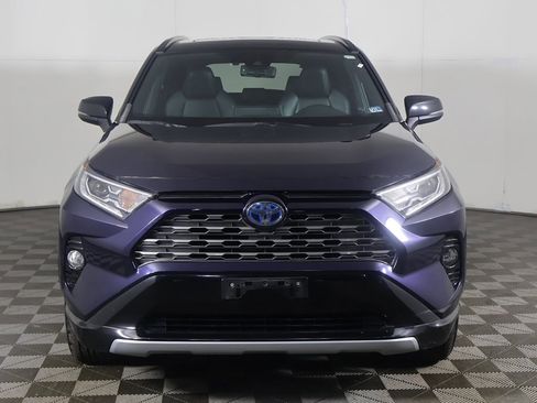 Used 2019 Toyota RAV4 XSE image 11