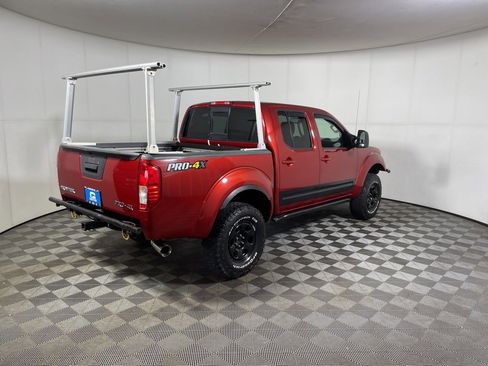 Used 2015 Nissan Frontier PRO-4X image 7