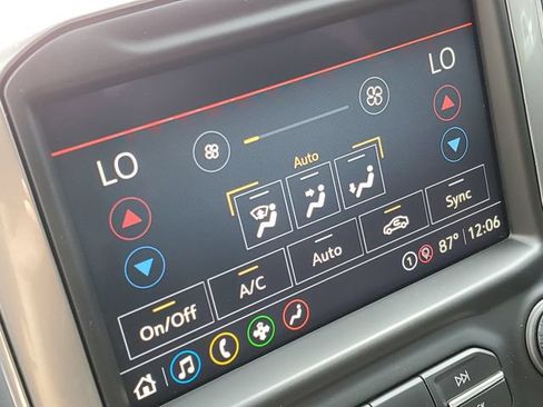 Used 2021 Chevrolet Silverado 1500 LT Trail Boss w/ Convenience Package II AWD/4WD image 31