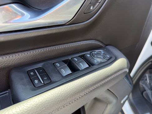 Certified 2024 GMC Yukon Denali AWD/4WD image 27
