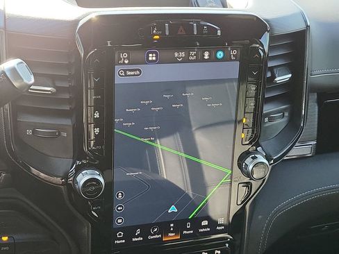 Used 2024 RAM 2500 Limited image 14