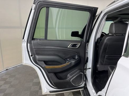 Used 2020 GMC Yukon Denali w/ Open Road Package AWD/4WD image 32