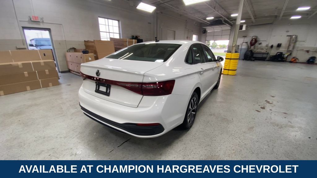 Used 2025 Volkswagen Jetta S FWD image 10