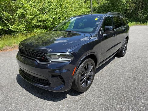 Used 2025 Dodge Durango GT w/ Blacktop Package AWD/4WD image 2