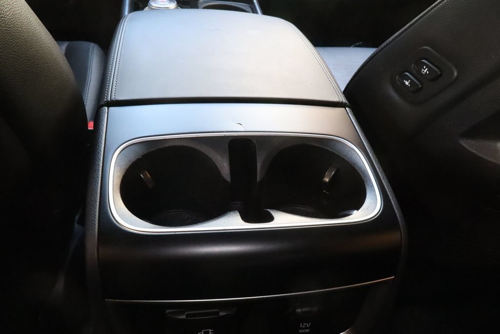 Used 2025 Kia Carnival SX Prestige FWD image 30