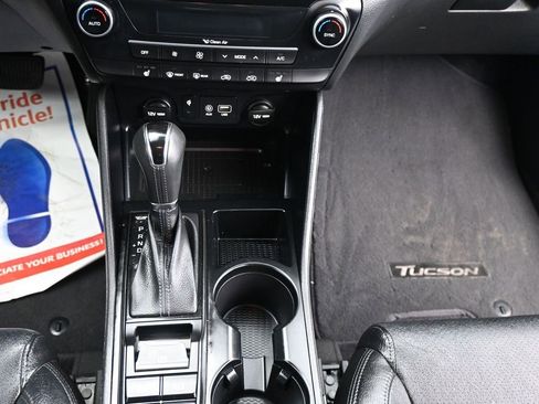 Used 2021 Hyundai Tucson Sport image 8