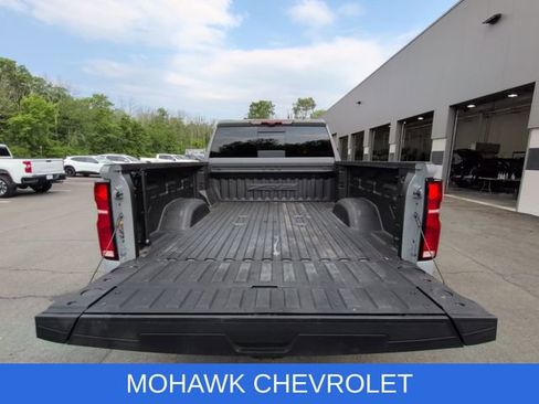 Certified 2024 Chevrolet Silverado 2500 ZR2 w/ Technology Package AWD/4WD image 28