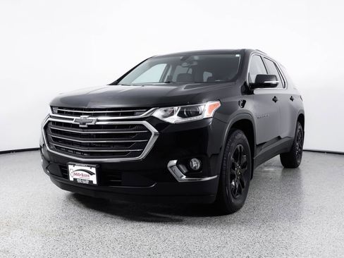 Used 2018 Chevrolet Traverse LT FWD image 3