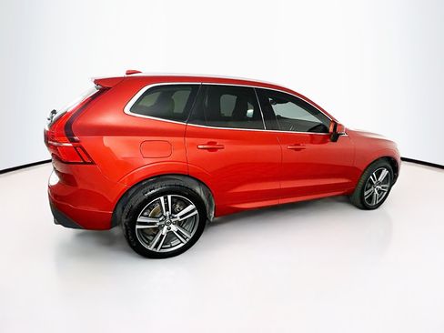 Used 2020 Volvo XC60 T5 Momentum w/ Protection Package Premier FWD image 10