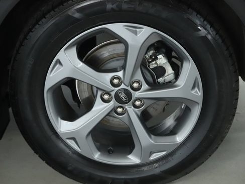 Used 2025 Ford Escape ST-Line FWD image 38