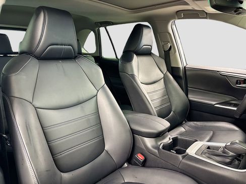 Used 2024 Toyota RAV4 XLE Premium image 16