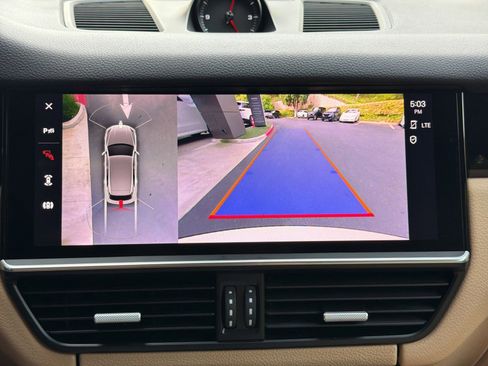 Used 2023 Porsche Cayenne S image 26