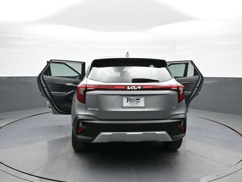 Certified 2024 Kia Seltos LX image 46