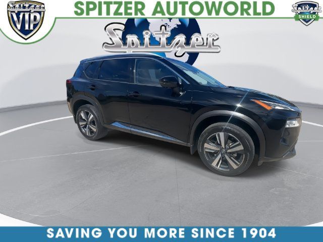 Used 2023 Nissan Rogue SL AWD/4WD image 2
