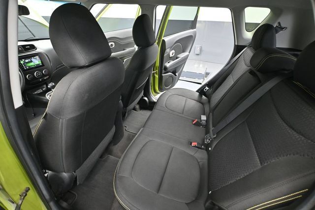 Used 2015 Kia Soul + FWD image 27