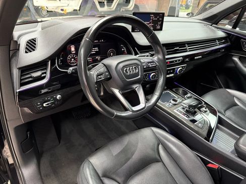 Used 2018 Audi Q7 3.0T Prestige AWD/4WD image 9