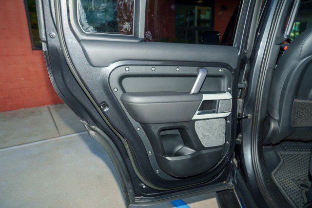 Used 2023 Land Rover Defender 130 X-Dynamic SE AWD/4WD image 20