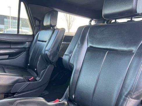 Used 2021 Ford Expedition Max XLT image 37