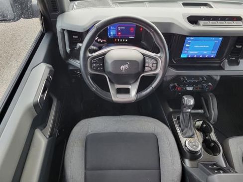 Used 2023 Ford Bronco Big Bend w/ Sasquatch Package image 11