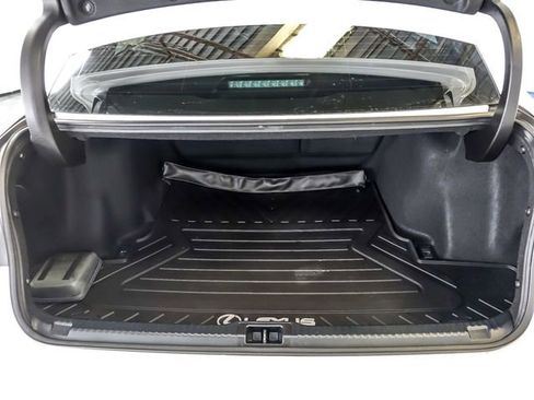 Used 2022 Lexus IS 300 AWD w/ Premium Package image 29