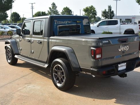 Used 2022 Jeep Gladiator Overland w/ Trailer Tow Package AWD/4WD image 8