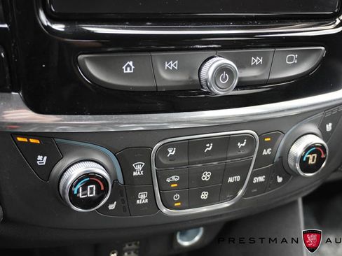 Used 2022 Chevrolet Traverse High Country AWD/4WD image 37